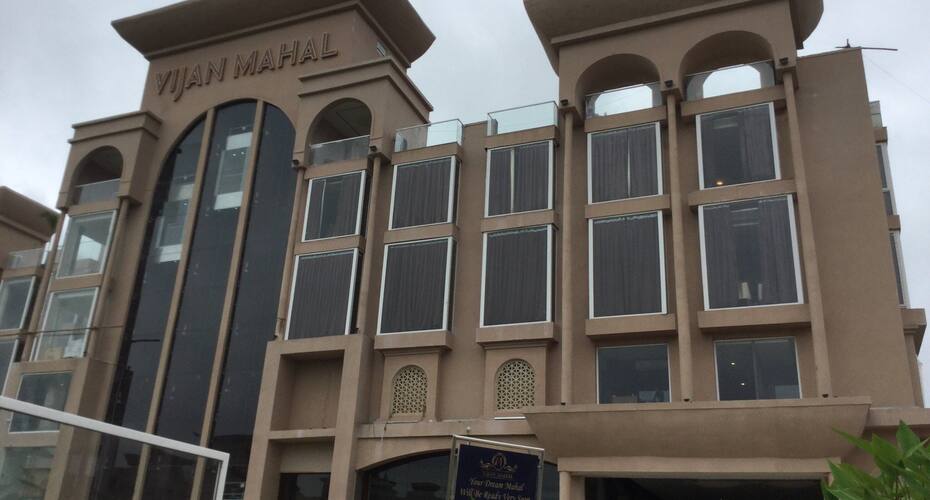 Hotel Vijan Palace, Jabalpur 1